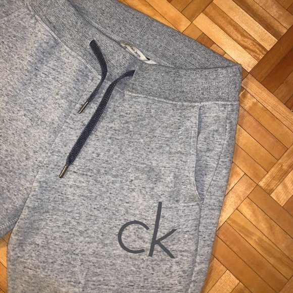 sweatpants - Picture 3 of 5